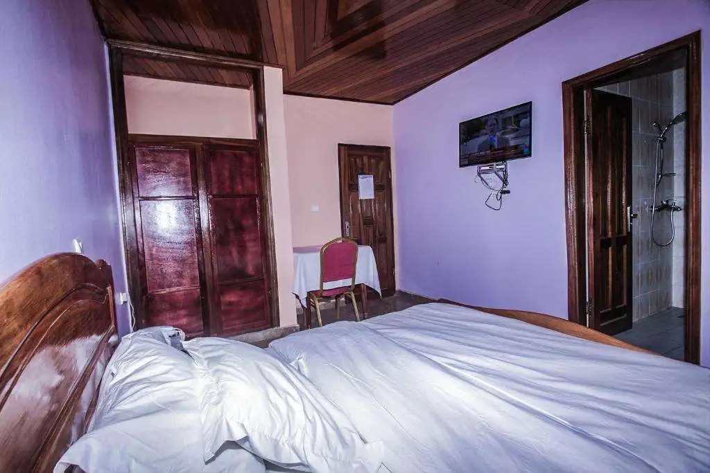 SATELLITE DREAM HOTEL 10
