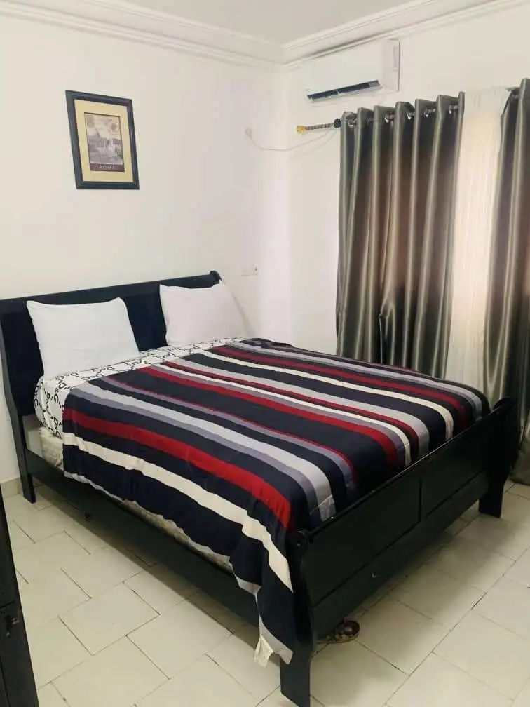 Appartment 4