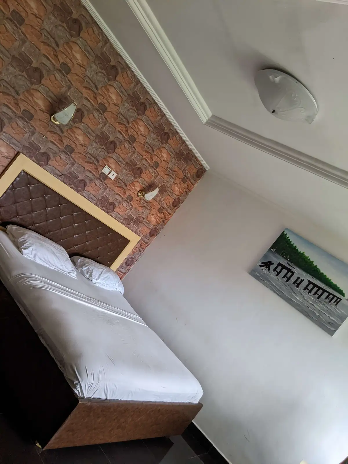 Single Room 2