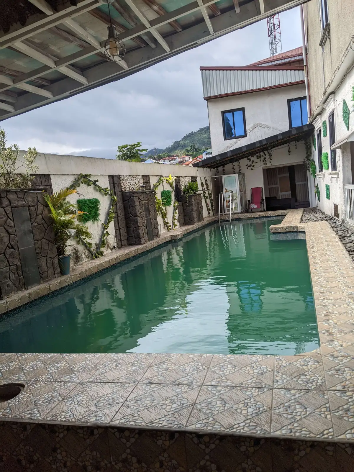 LA CASTROL HOTEL 2