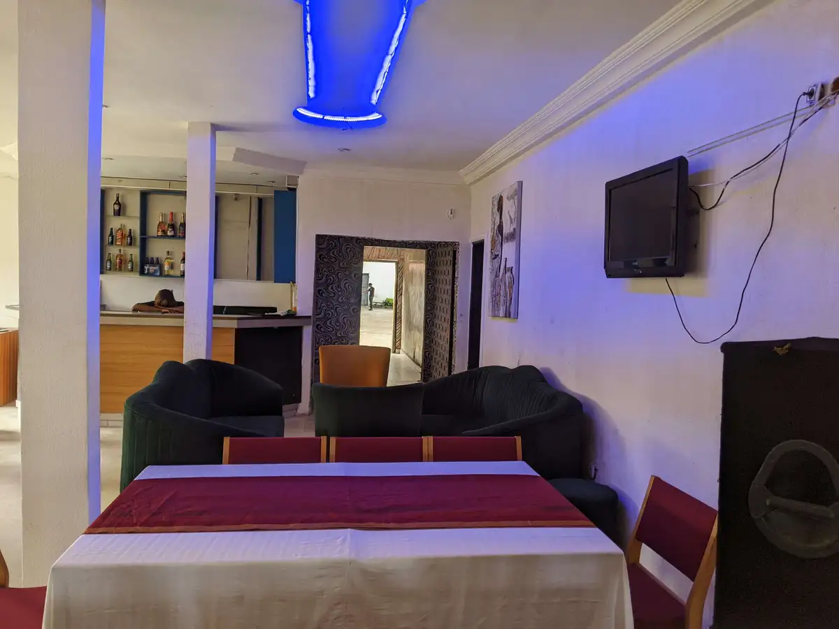 LA CASTROL HOTEL 4