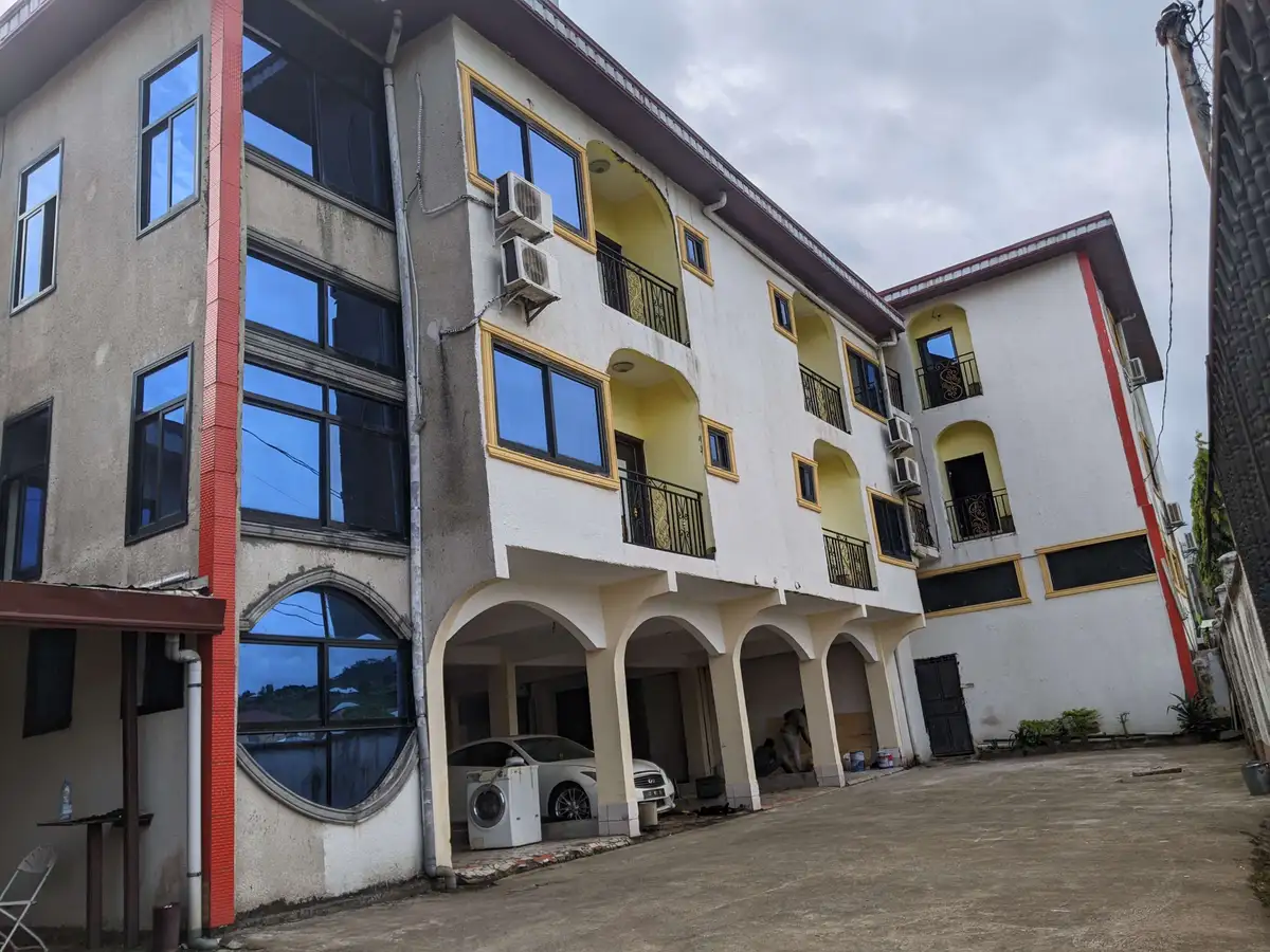 LA CASTROL HOTEL