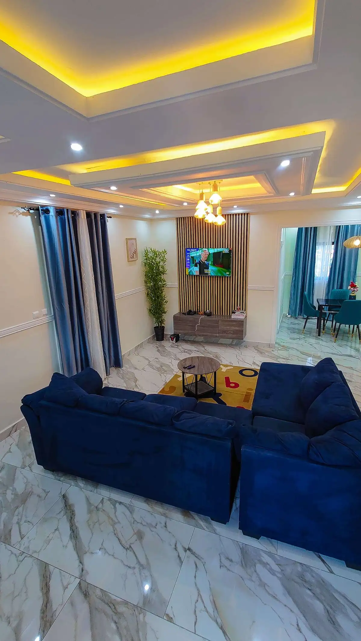 AZK LUXURY GUEST HOUSE 8