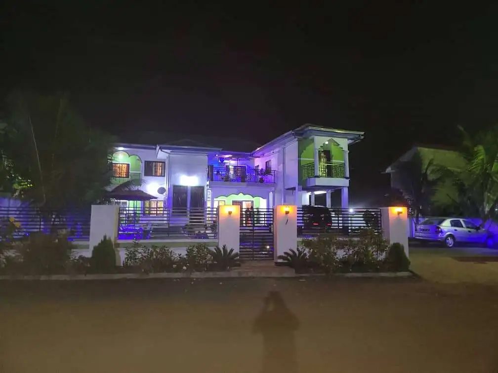 THE TERRACE LIMBE 8