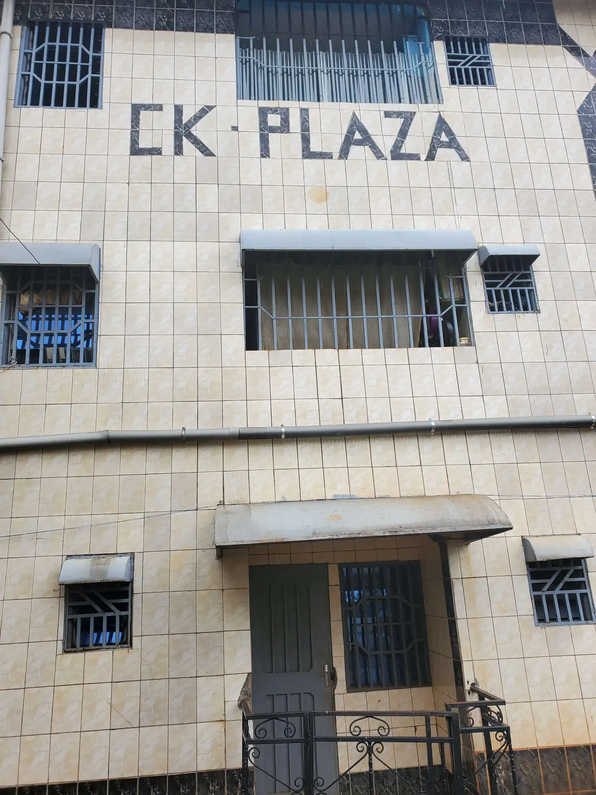 CK PLAZA 2