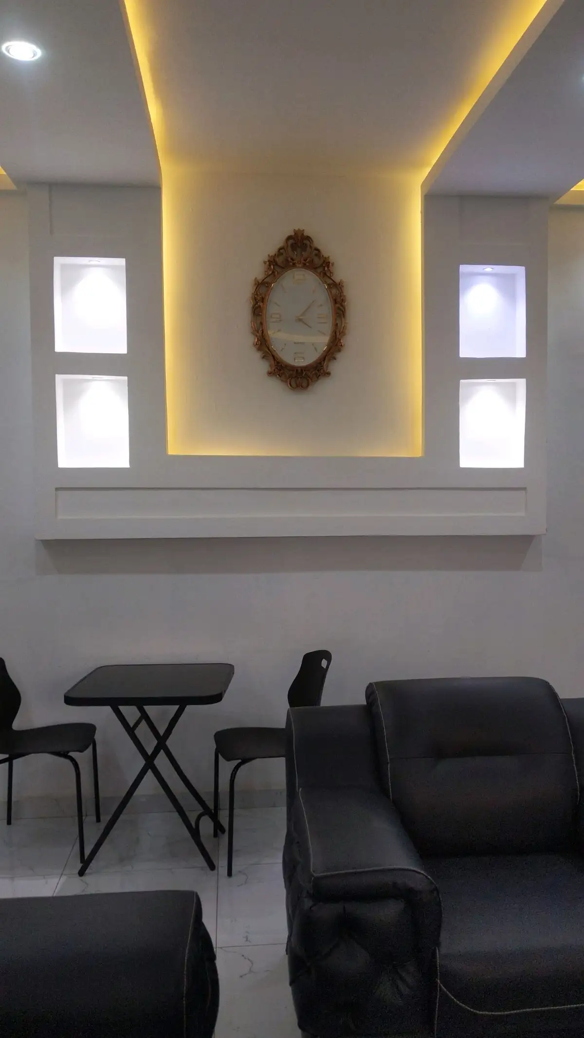 LA CASA GUEST HOUSE 2