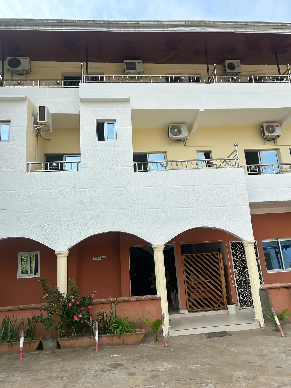 HOTEL LA GRACE 4