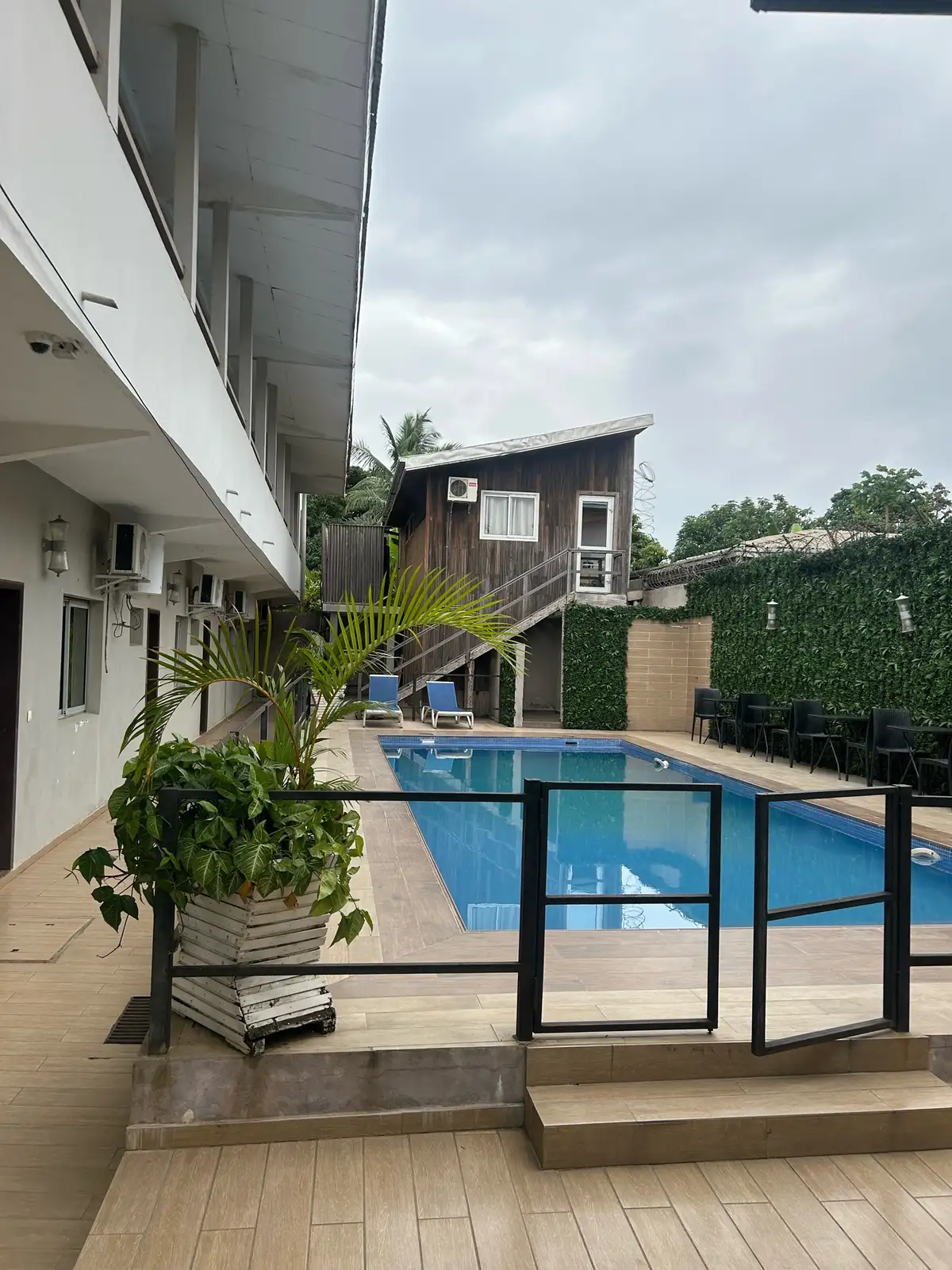 COCOTREE HOTEL 5