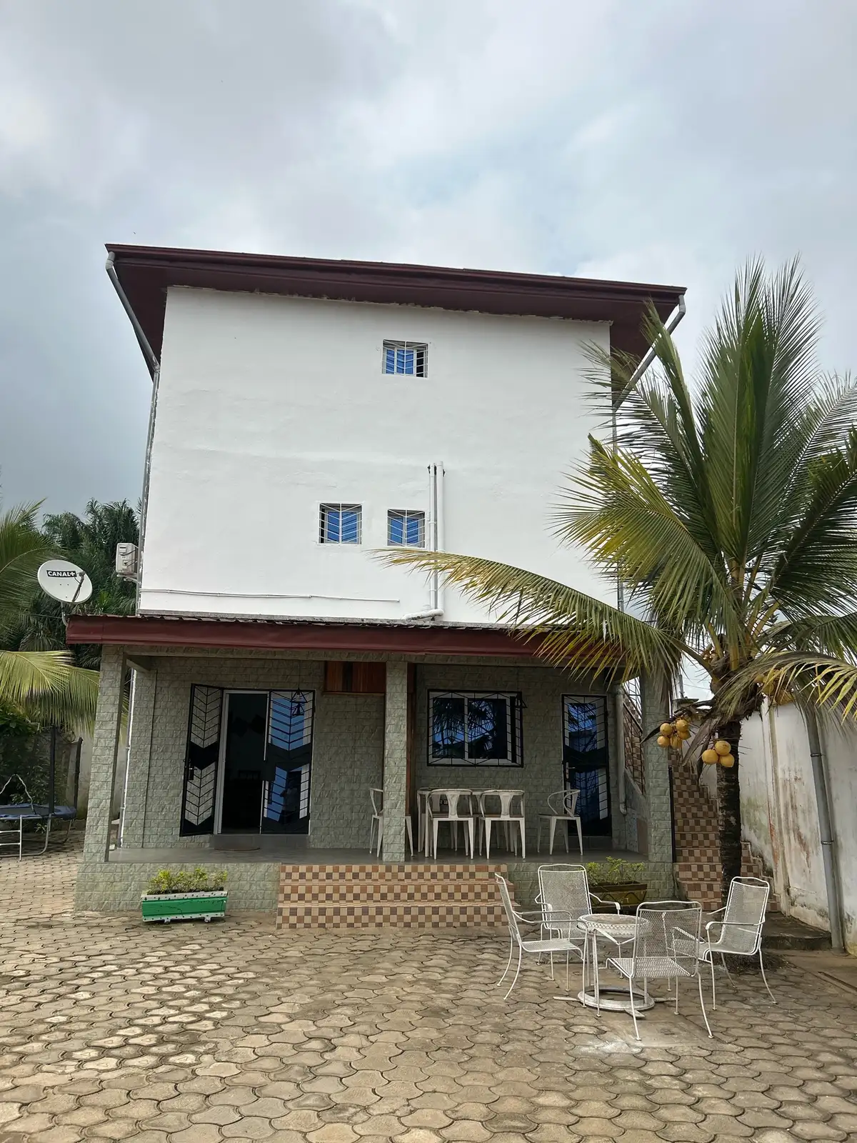 RESIDENCE LA MBAMOISE