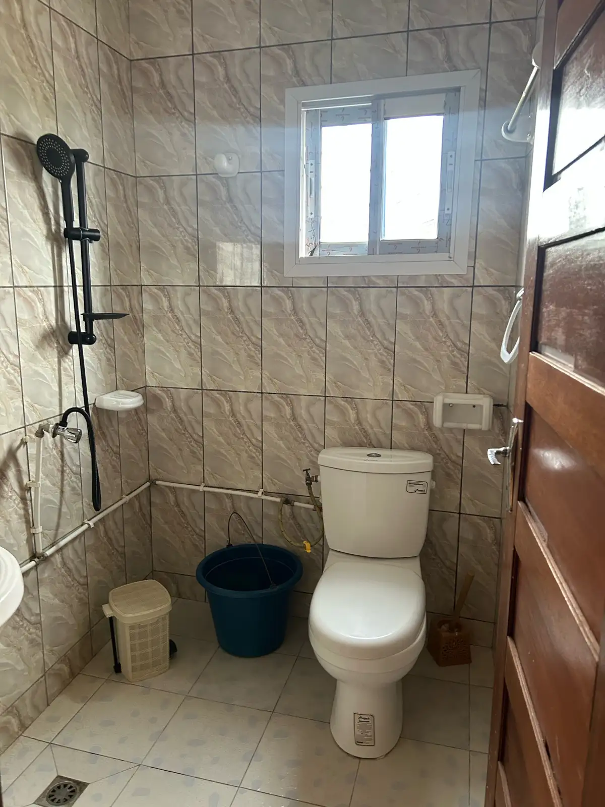 RESIDENCE LA MBAMOISE 4