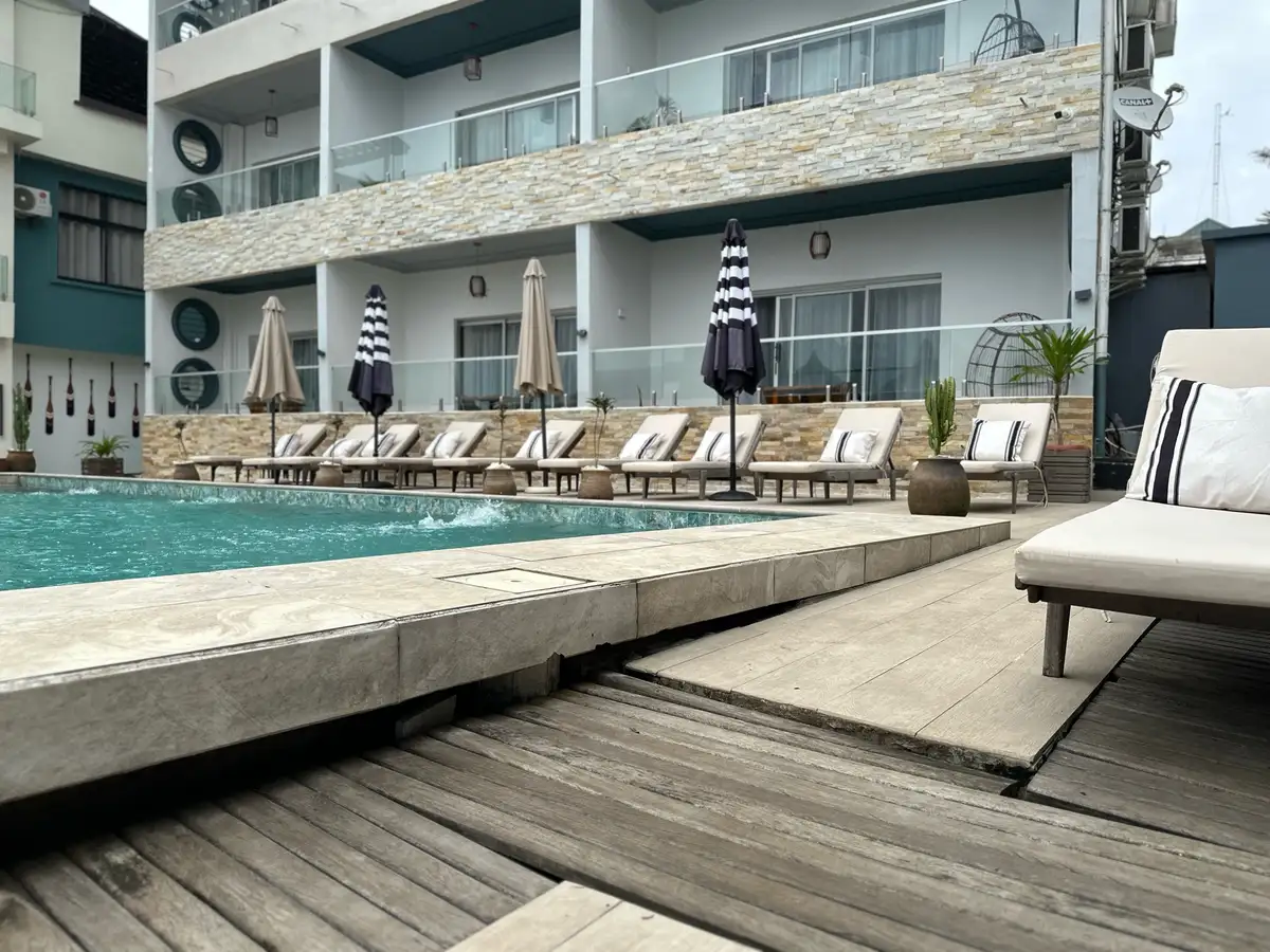 EDEN BREEZE INN 6